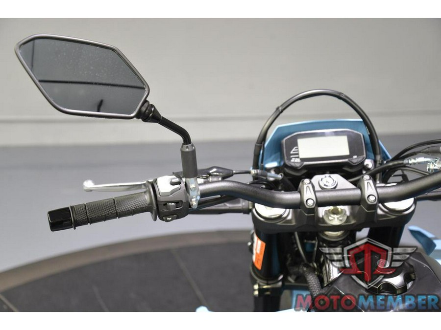 2025 Suzuki DR-Z4SM
