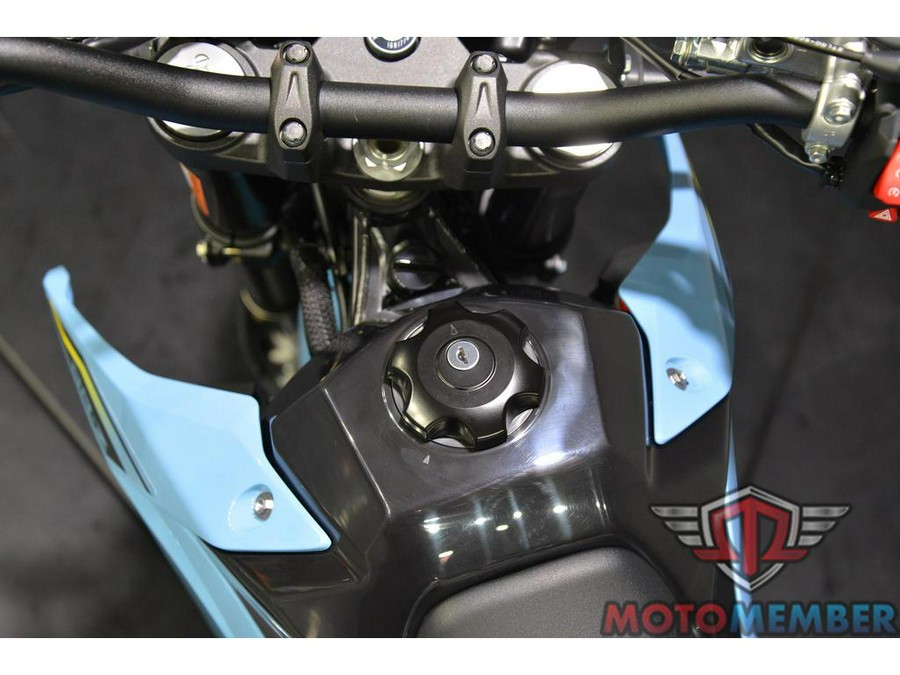 2025 Suzuki DR-Z4SM