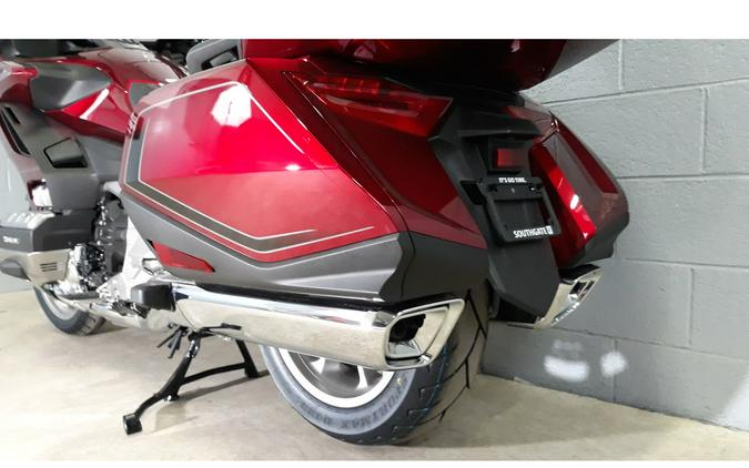 2026 GOLDWING TOUR DCT - Honda