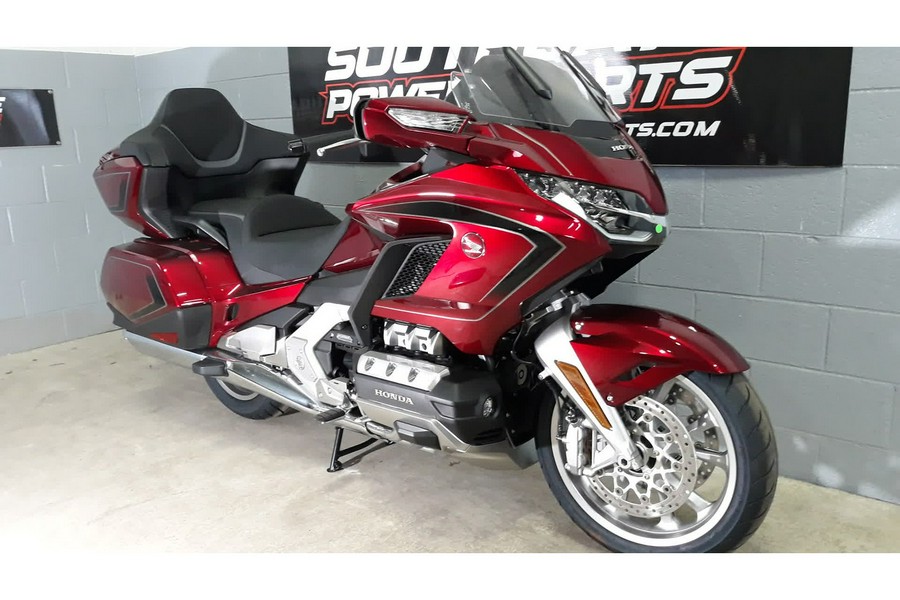 2026 GOLDWING TOUR DCT - Honda