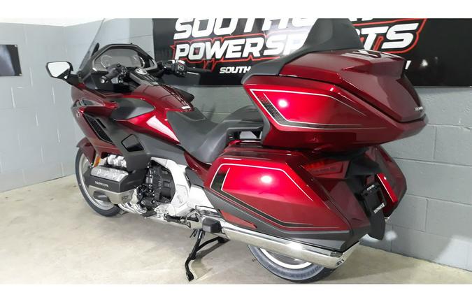 2026 GOLDWING TOUR DCT - Honda