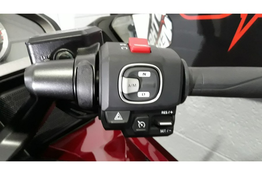 2026 GOLDWING TOUR DCT - Honda