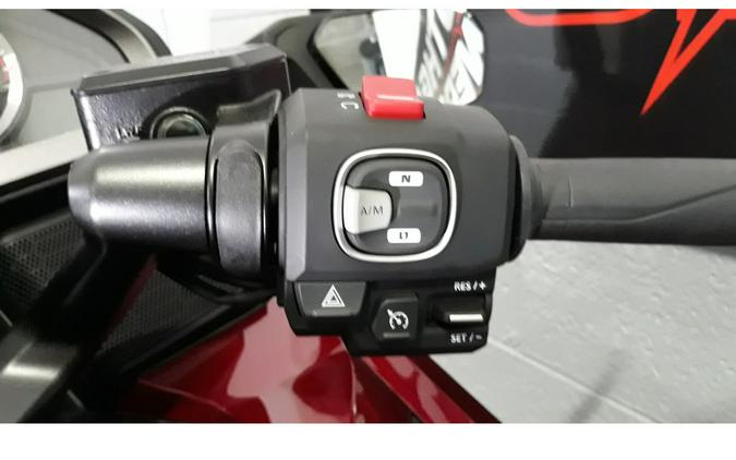 2026 GOLDWING TOUR DCT - Honda