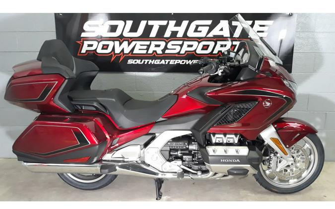 2026 GOLDWING TOUR DCT - Honda