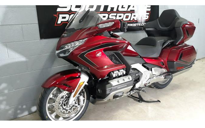 2026 GOLDWING TOUR DCT - Honda