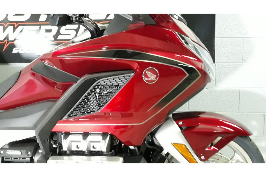 2026 GOLDWING TOUR DCT - Honda