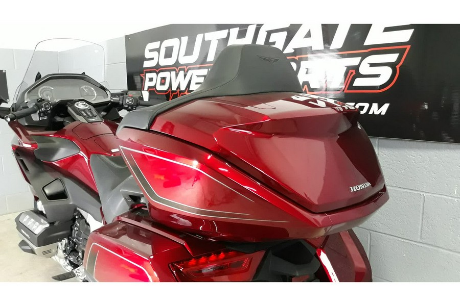 2026 GOLDWING TOUR DCT - Honda