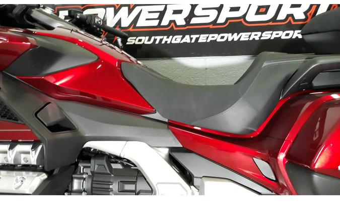 2026 GOLDWING TOUR DCT - Honda