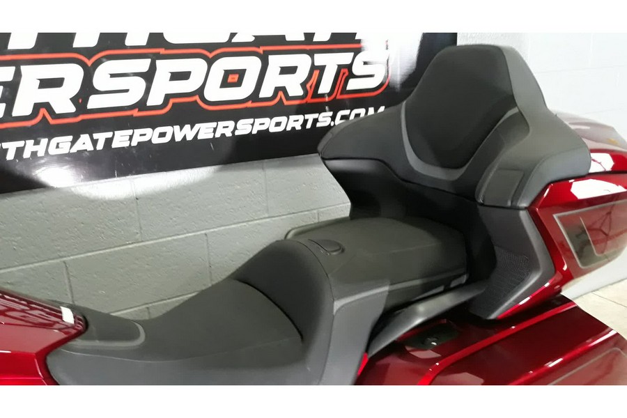 2026 GOLDWING TOUR DCT - Honda