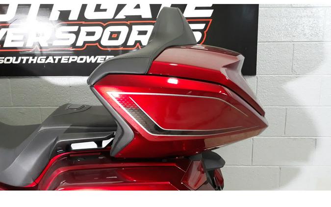 2026 GOLDWING TOUR DCT - Honda