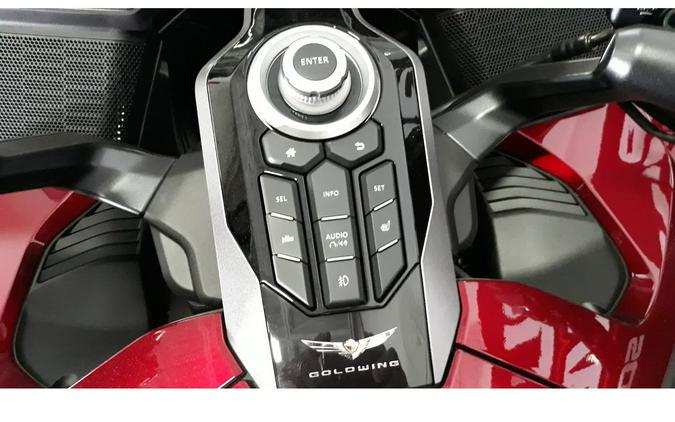 2026 GOLDWING TOUR DCT - Honda