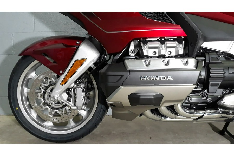 2026 GOLDWING TOUR DCT - Honda