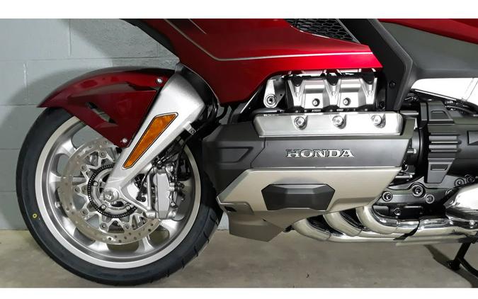 2026 GOLDWING TOUR DCT - Honda