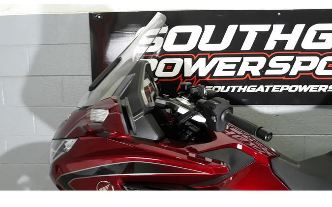 2026 GOLDWING TOUR DCT - Honda