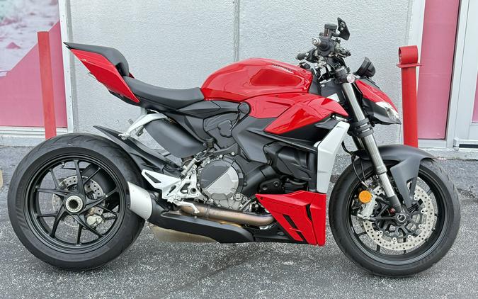 2024 Ducati Streetfighter V2 Ducati Red - 07840C
