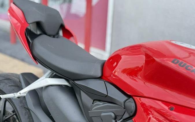 2024 Ducati Streetfighter V2 Ducati Red - 07840C