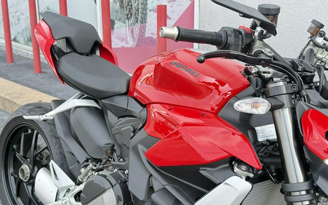 2024 Ducati Streetfighter V2 Ducati Red - 07840C