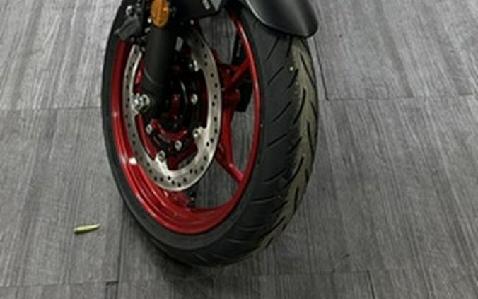 2025 Kawasaki Z500 SE ABS