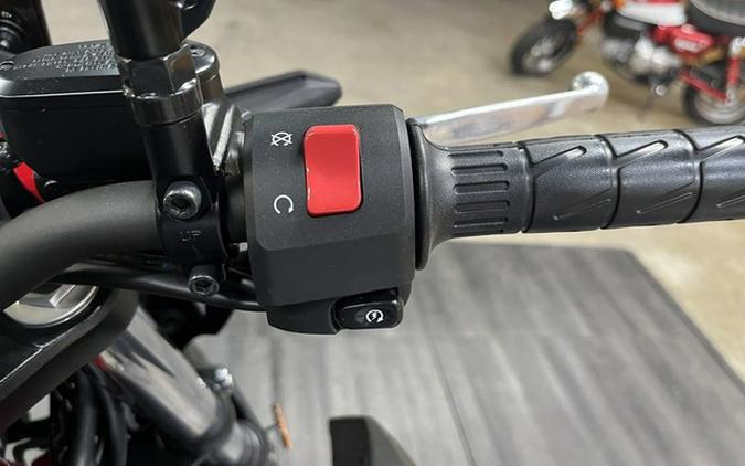 2025 Kawasaki Z500 SE ABS