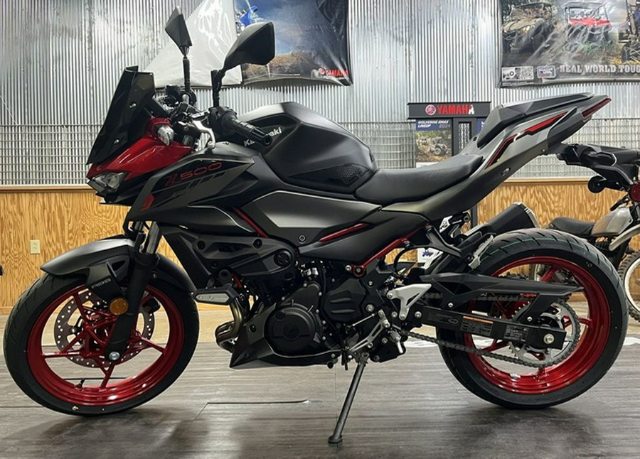2025 Kawasaki Z500 SE ABS