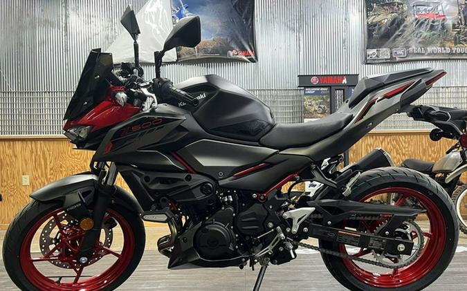 2025 Kawasaki Z500 SE ABS