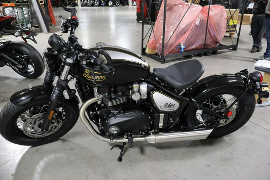 2025 Triumph Bonneville Bobber Icon Edition