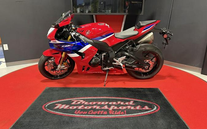 2025 Honda CBR1000RR-R Fireblade SP