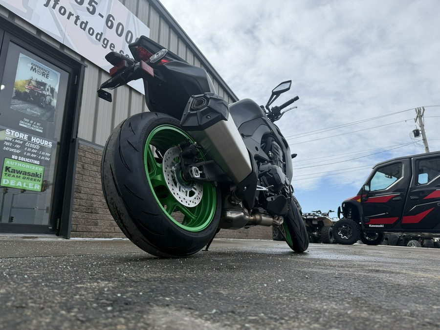 2026 Kawasaki Z1100 SE ABS