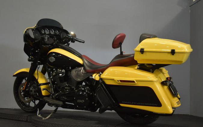 2023 Harley-Davidson Street Glide Special Industrial Yellow/Vivid Black - Black Finish