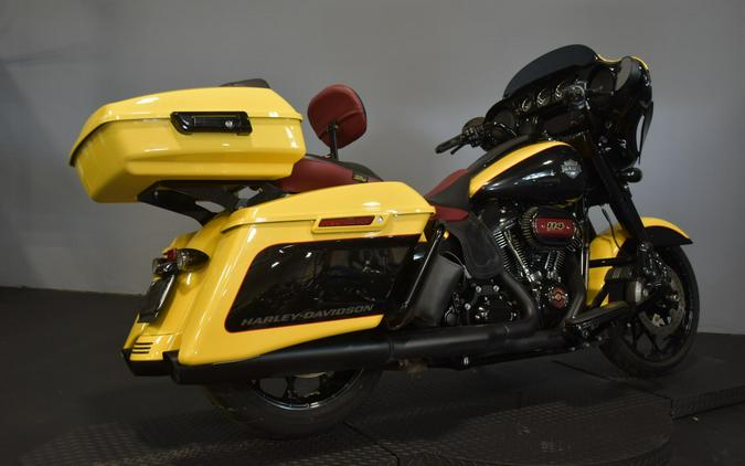 2023 Harley-Davidson Street Glide Special Industrial Yellow/Vivid Black - Black Finish