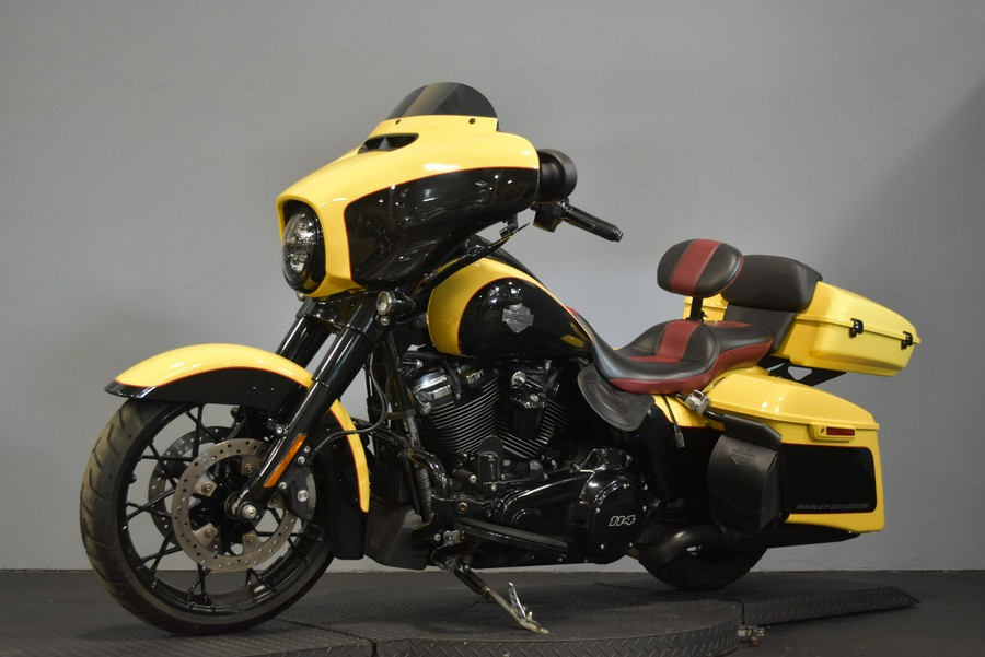 2023 Harley-Davidson Street Glide Special Industrial Yellow/Vivid Black - Black Finish