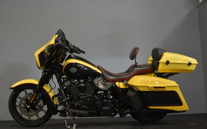 2023 Harley-Davidson Street Glide Special Industrial Yellow/Vivid Black - Black Finish