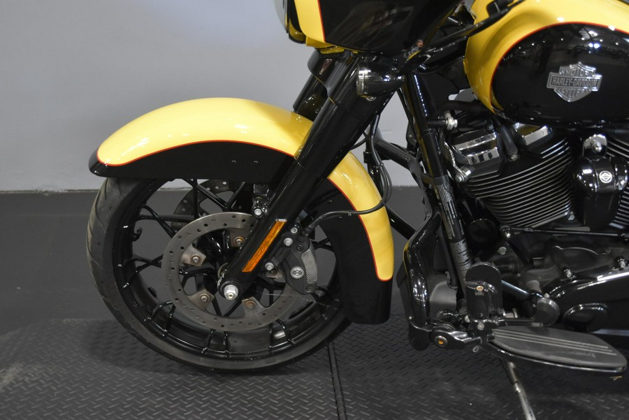 2023 Harley-Davidson Street Glide Special Industrial Yellow/Vivid Black - Black Finish