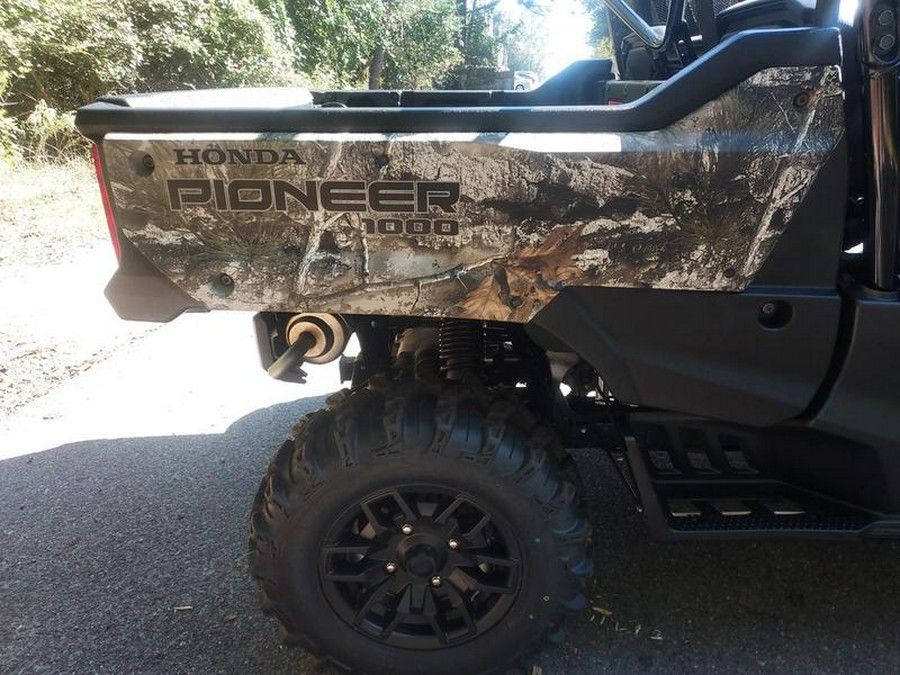 2025 Honda® Pioneer 1000-6 Deluxe Crew TrueTimber Atera Camo