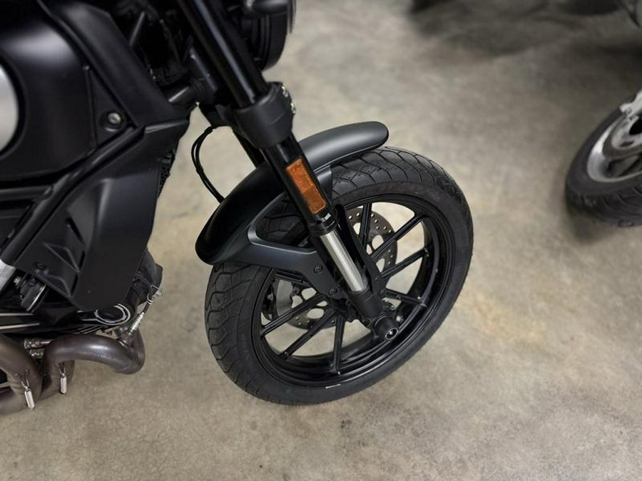 2020 Ducati Scrambler 800 Dark