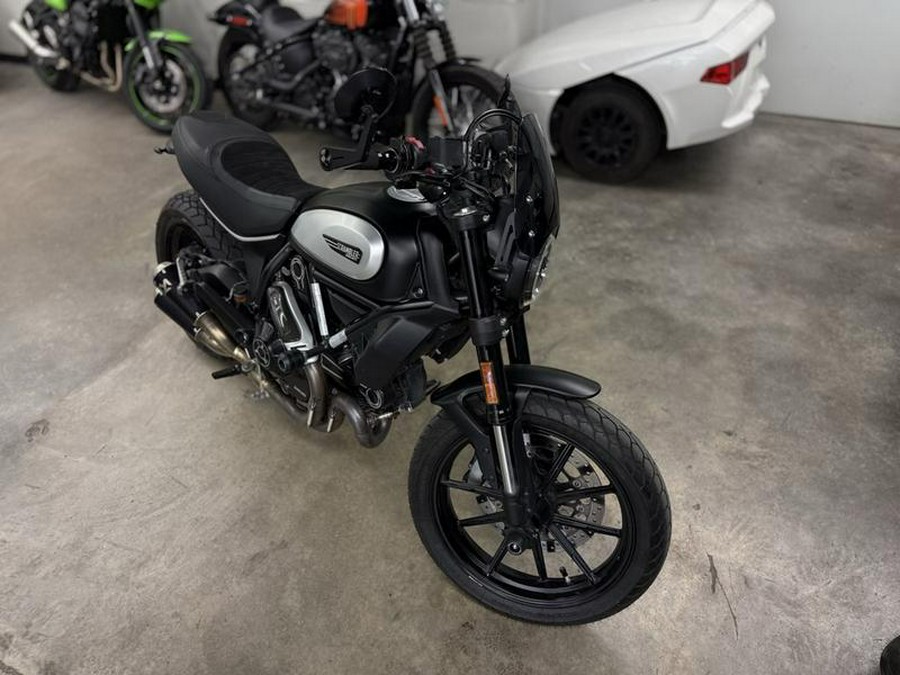 2020 Ducati Scrambler 800 Dark