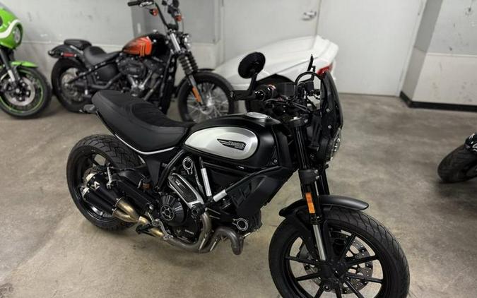 2020 Ducati Scrambler 800 Dark