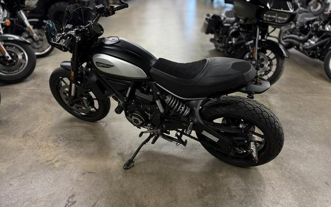2020 Ducati Scrambler 800 Dark