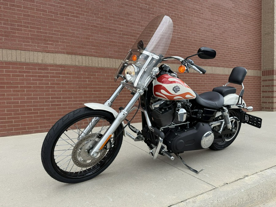 2014 Harley-Davidson® Wide Glide® Two-Tone Morocco Gold Pearl with Flames