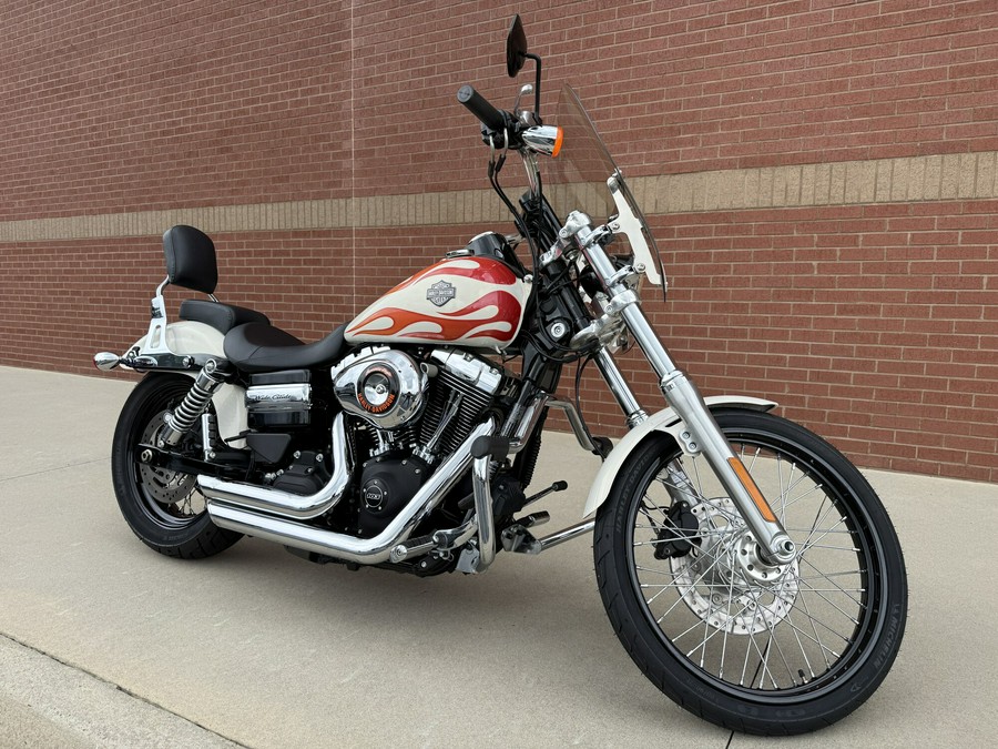 2014 Harley-Davidson® Wide Glide® Two-Tone Morocco Gold Pearl with Flames