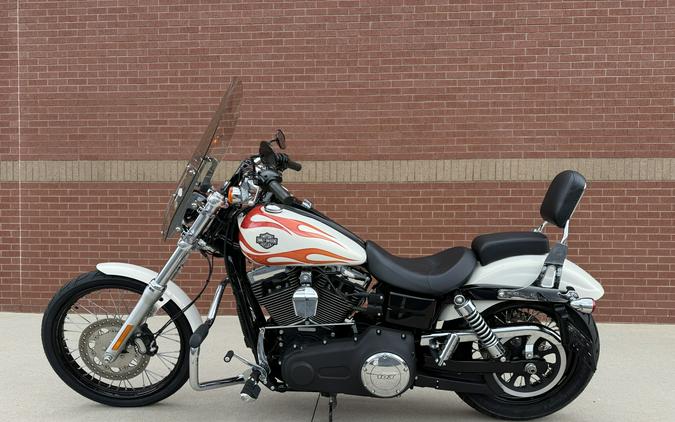 2014 Harley-Davidson® Wide Glide® Two-Tone Morocco Gold Pearl with Flames
