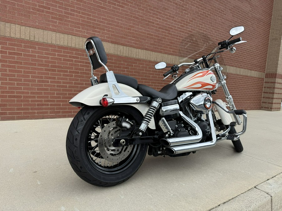 2014 Harley-Davidson® Wide Glide® Two-Tone Morocco Gold Pearl with Flames