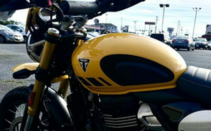 2026 Triumph Scrambler 400 XC