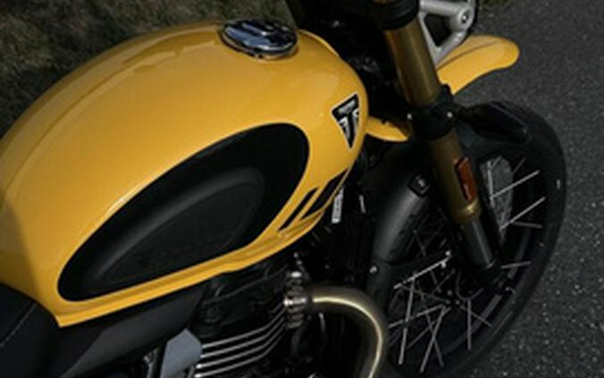 2026 Triumph Scrambler 400 XC