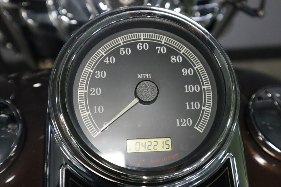 2013 Harley-Davidson Road King FLHR