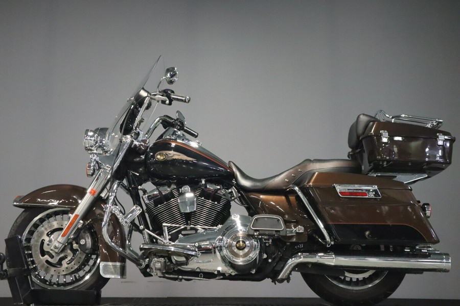 2013 Harley-Davidson Road King FLHR