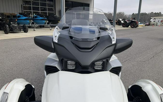 2026 Can-Am Spyder F3 Limited Platine
