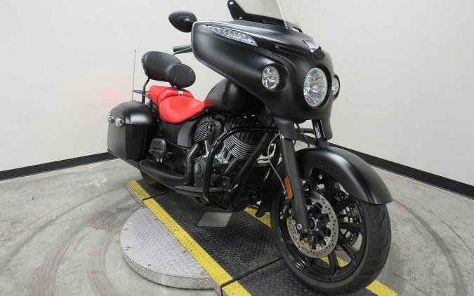 2018 Indian Motorcycle® Chieftain® Dark Horse® ABS Thunder Black Smoke