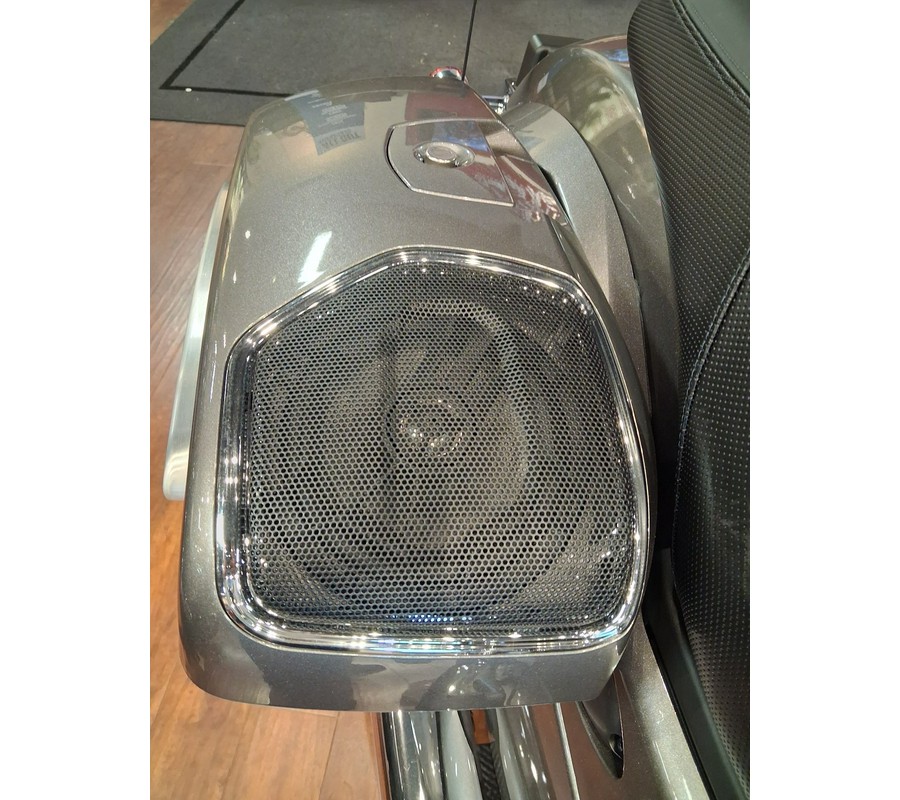 2025 Indian Motorcycle® Chieftain® PowerPlus 112 Limited with PowerBand Audio Package