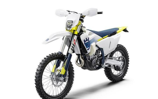 2023 Husqvarna FE 450 First Look [6 Fast Facts – New Model]